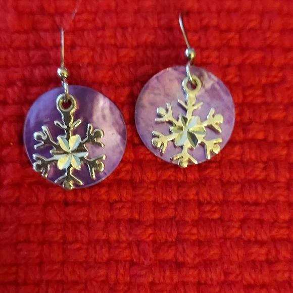 Silvervand Purple Snowflake Earrings - Picture 4 of 11
